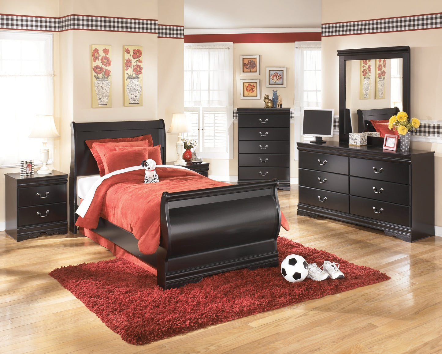 Ashley Express - Huey Vineyard Sleigh Bed