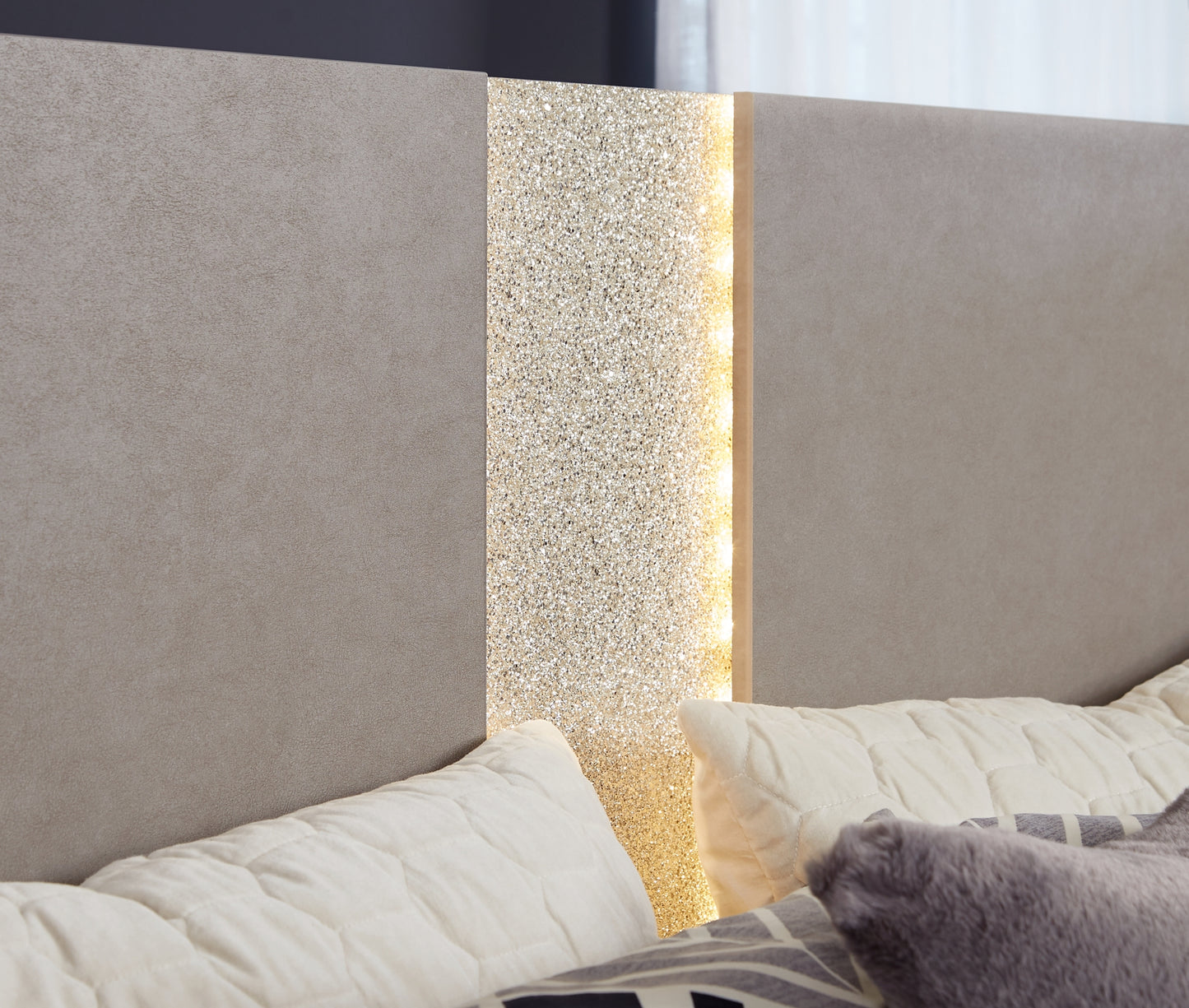 Ashley Express - Surancha Panel Bed