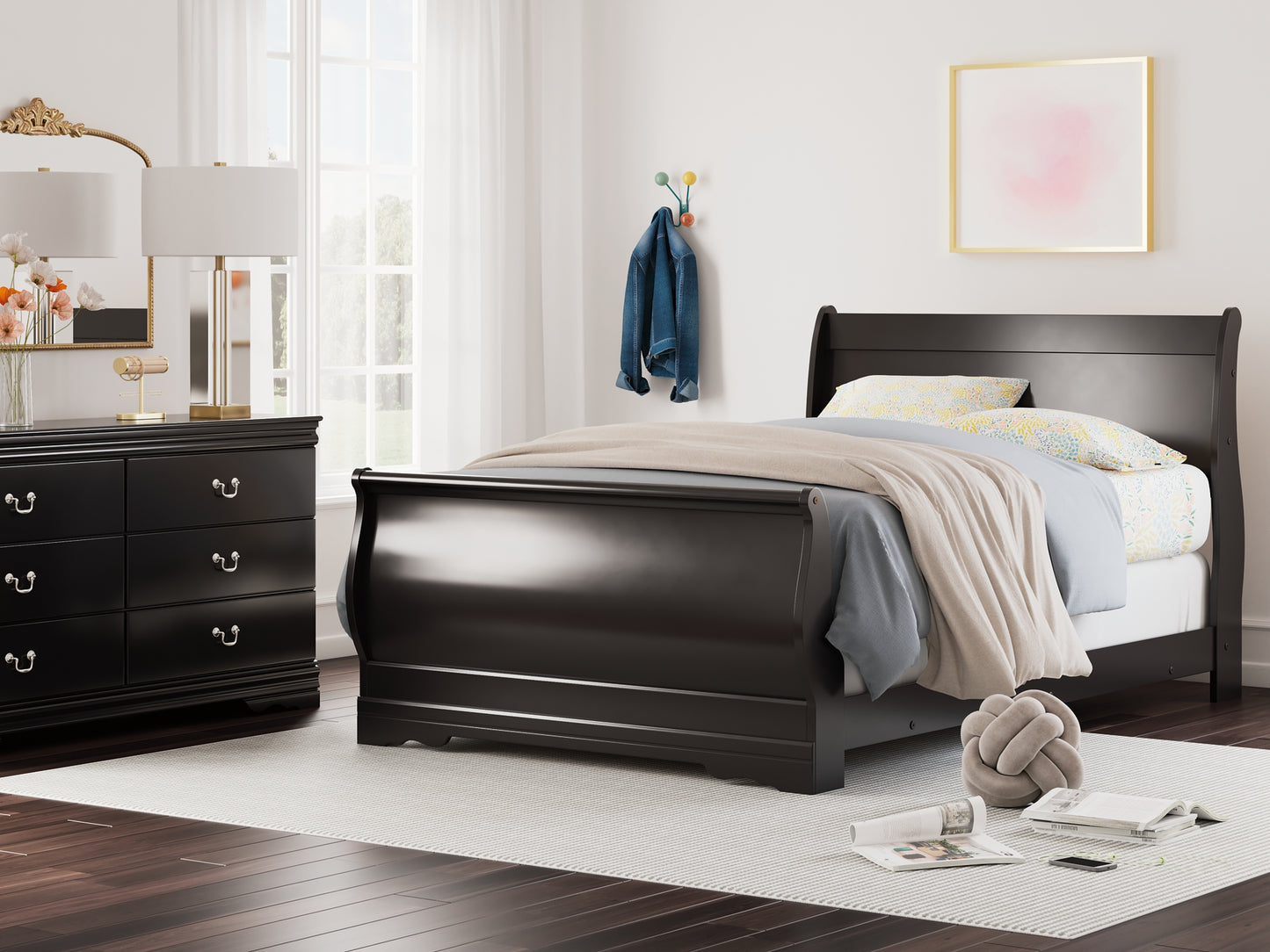 Ashley Express - Huey Vineyard Sleigh Bed