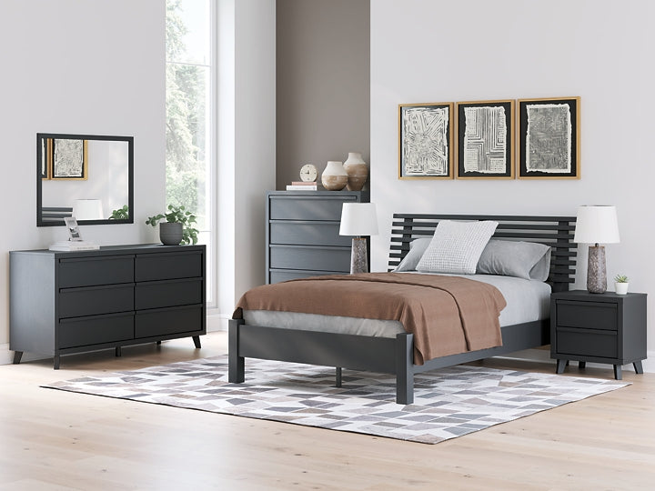 Danziar Queen Panel Headboard with Mirrored Dresser, Chest and Nightstand