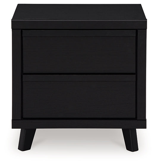 Danziar Queen Panel Headboard with Mirrored Dresser and Chest