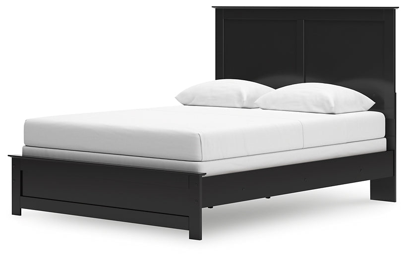 Queen Panel Bed with Mirrored Dresser