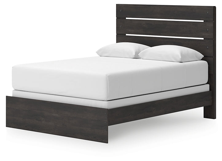 Hollivern Queen Panel Bed with Mirrored Dresser and Nightstand