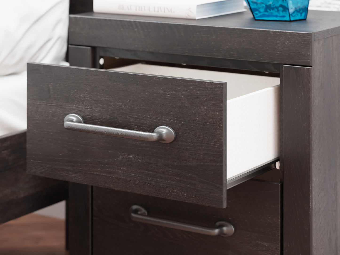 Hollivern Queen Panel Bed with Mirrored Dresser and Nightstand