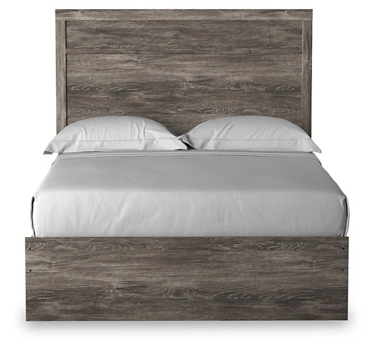 Ralinksi Full Panel Bed with Mirrored Dresser and Chest