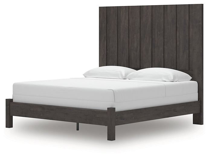 King Panel Bed with Mirrored Dresser and Nightstand