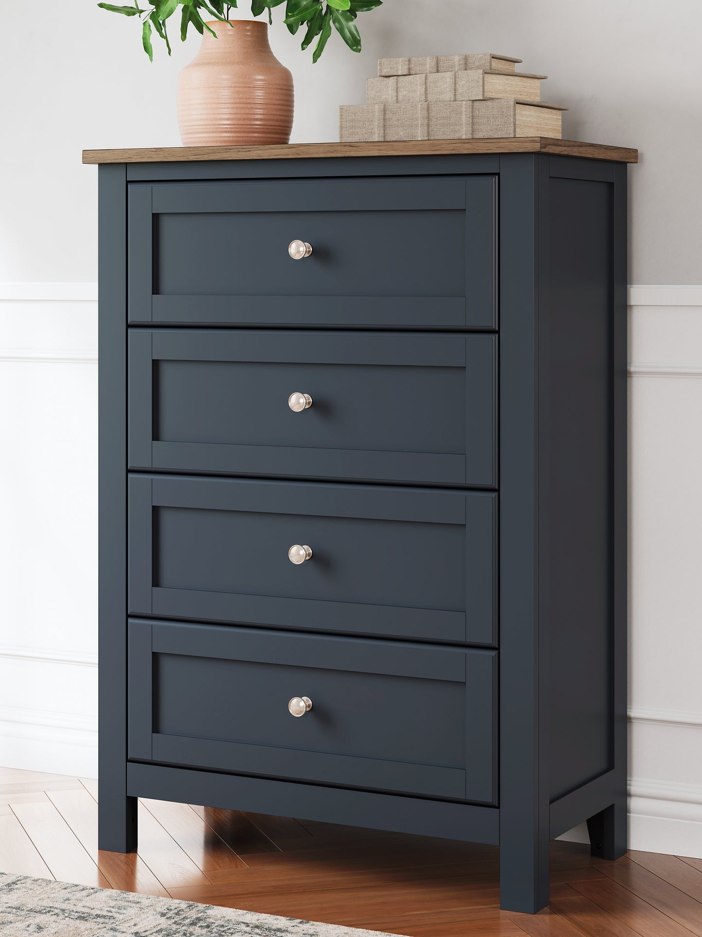 Landocken Twin Panel Headboard with Mirrored Dresser and Chest