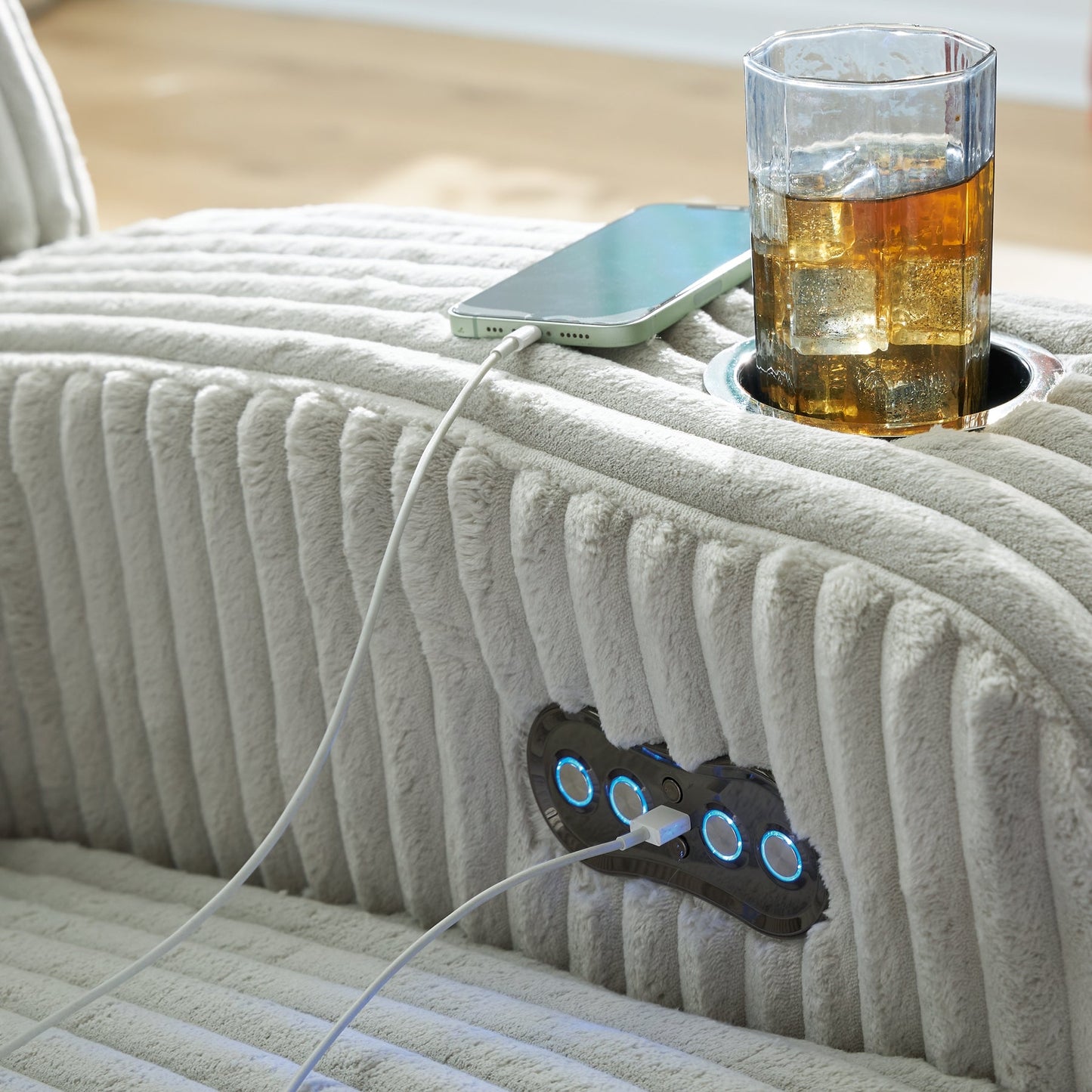 Forest Lake Pwr Recliner/Adj Headrest